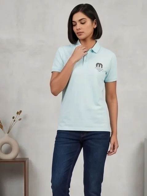 Arch Crest Polo (Sea Blue Edition) - Women Collar Adjustment Pose